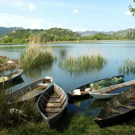 Neretva River Apartamento *