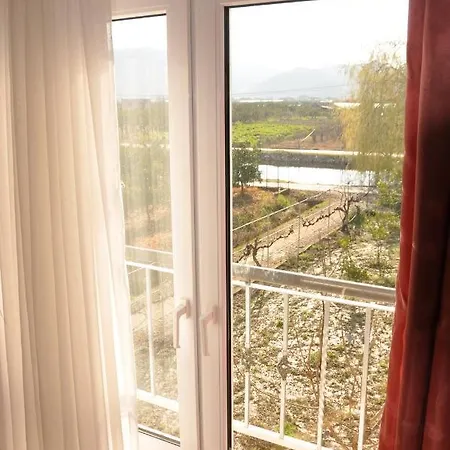 Apartamento Neretva River *