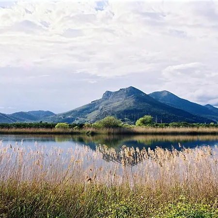 Apartamento Neretva River *